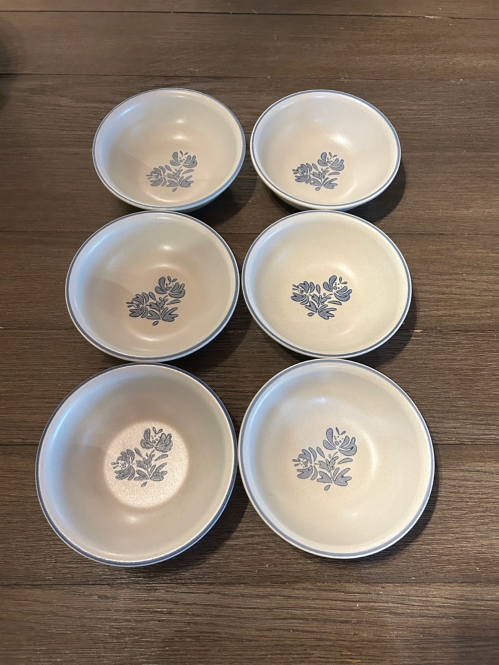 Pfaltzgraff Yorktowne 6” cereal salad ice cream bowls very good vintage group A